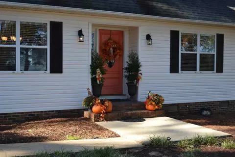 161 Ford Rd, Central, SC 29630 photo 2