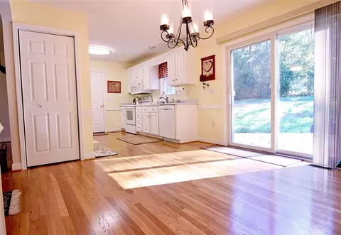 5132 Sunset Dr, Easley, SC 29642 photo 4