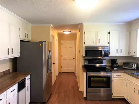 234 Pine Ridge Dr, Easley, SC 29642 photo 8