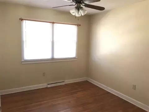 104 Spring St, Easley, SC 29640 photo 13