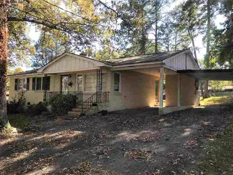 104 Spring St, Easley, SC 29640 photo 2