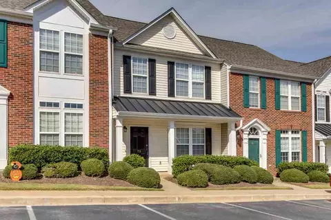 75 Spring Crossing Cir, Greer, SC 29650 photo 2