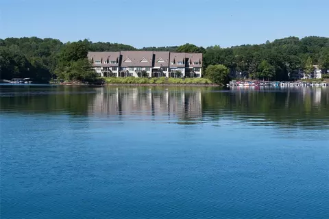 54 Commodore Dr, Salem, SC 29676 photo 9
