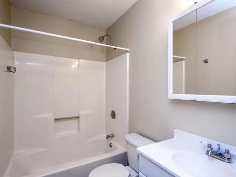 204 Henry Ct, Central, SC 29630 photo 19
