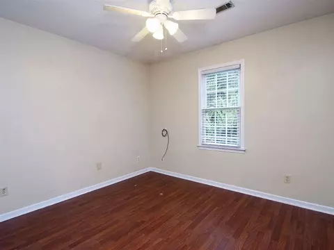 204 Henry Ct, Central, SC 29630 photo 12