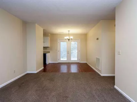 204 Henry Ct, Central, SC 29630 photo 10