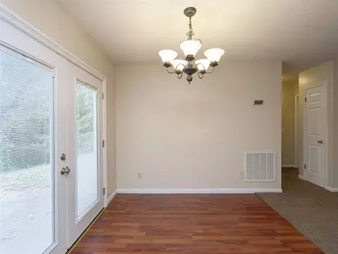 204 Henry Ct, Central, SC 29630 photo 11
