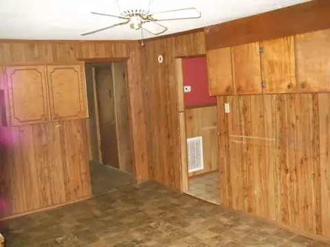 300 Sirrine St, Honea Path, SC 29654 photo 3