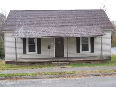 300 Sirrine St, Honea Path, SC 29654 photo 1