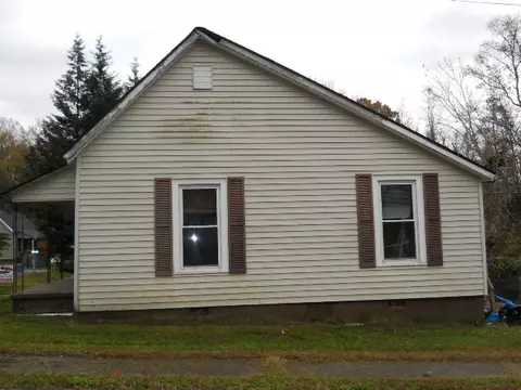 300 Sirrine St, Honea Path, SC 29654 photo 9
