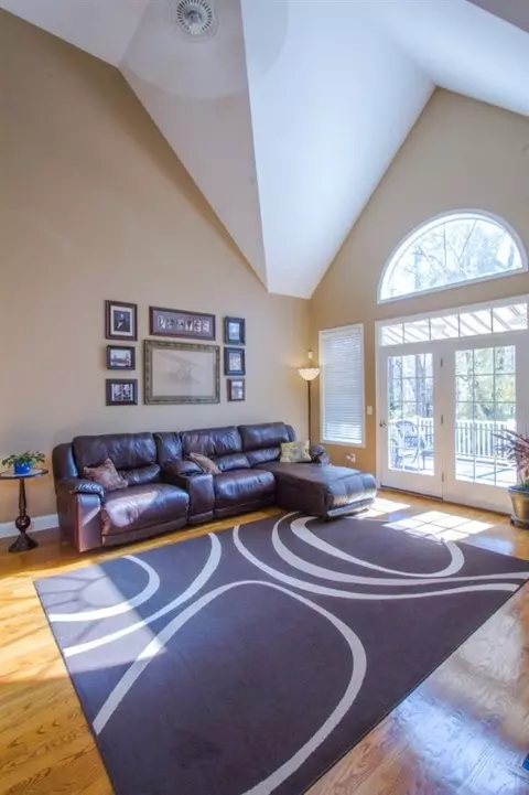 181 Upper Lake Dr, Easley, SC 29640 photo 8