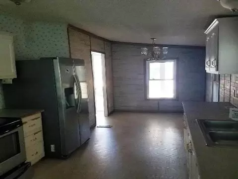 140 Miller Rd, Easley, SC 29640 photo 8