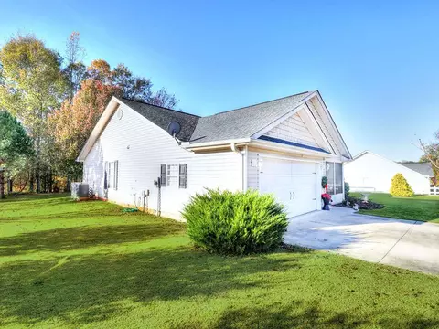 103 Mcbrie Ln, Pendleton, SC 29670 photo 3