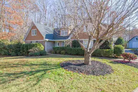 104 E Croydon Ct, Easley, SC 29642 photo 2