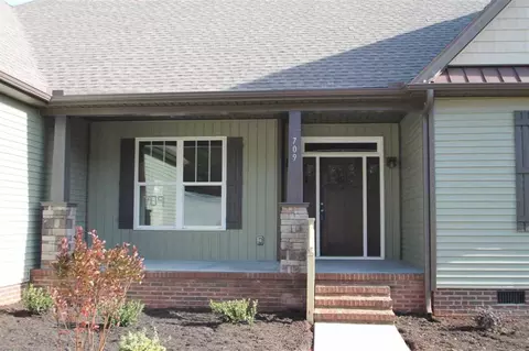 709 Barnes Rd, Seneca, SC 29672 photo 2
