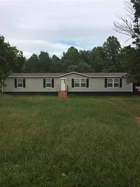 145 Howe Rd, Central, SC 29630 photo 1