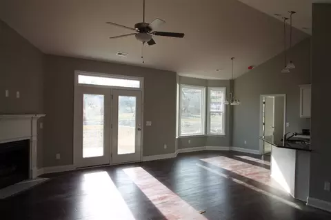 130 Shadowood Ct, Seneca, SC 29678 photo 6