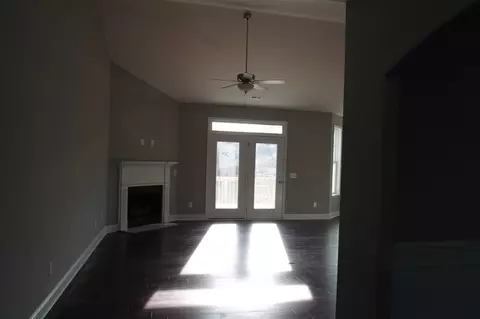 130 Shadowood Ct, Seneca, SC 29678 photo 3