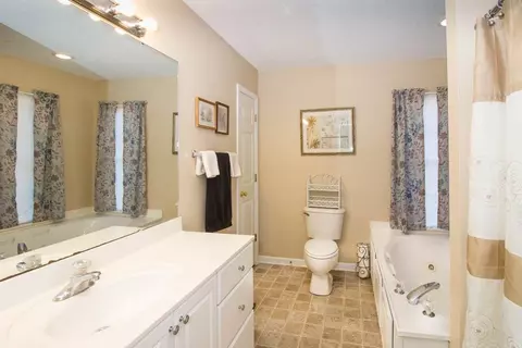 202 Carrageen Dr, Williamston, SC 29697 photo 15