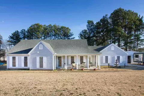 202 Carrageen Dr, Williamston, SC 29697 photo 2