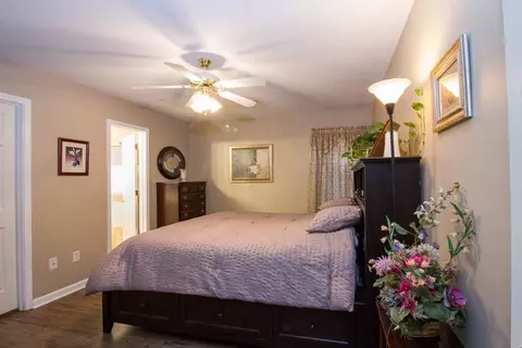 202 Carrageen Dr, Williamston, SC 29697 photo 12