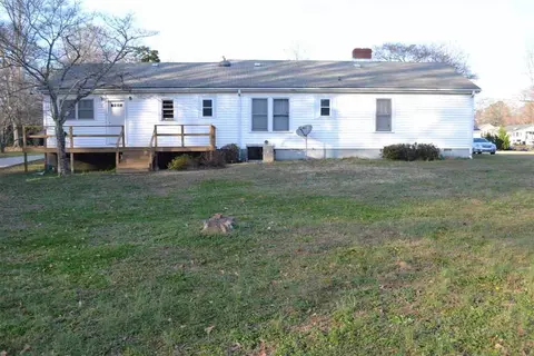 9 Oak Dr, Honea Path, SC 29654 photo 3
