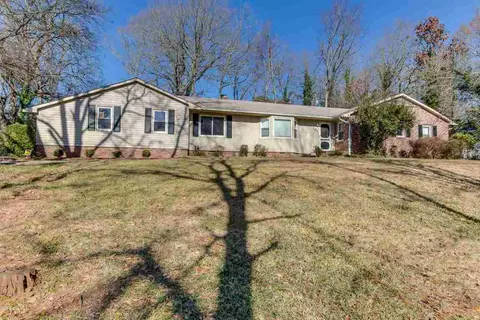 105 Robin St, Clemson, SC 29631 photo 1