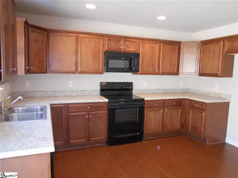 203 Grant St, Easley, SC 29640 photo 2