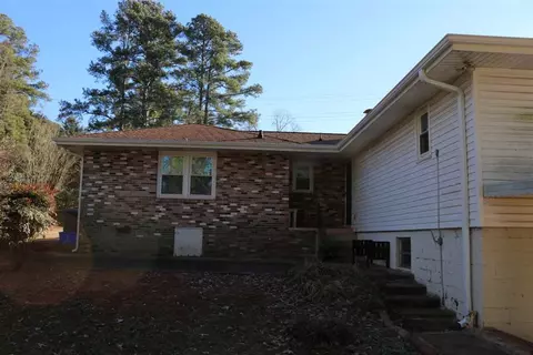 203 Daniel Ave, Seneca, SC 29678 photo 3