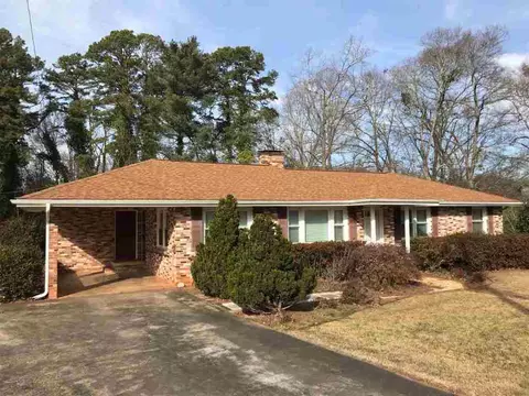 203 Daniel Ave, Seneca, SC 29678 photo 2