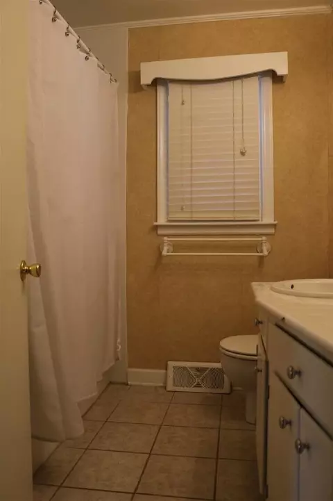 203 Daniel Ave, Seneca, SC 29678 photo 22