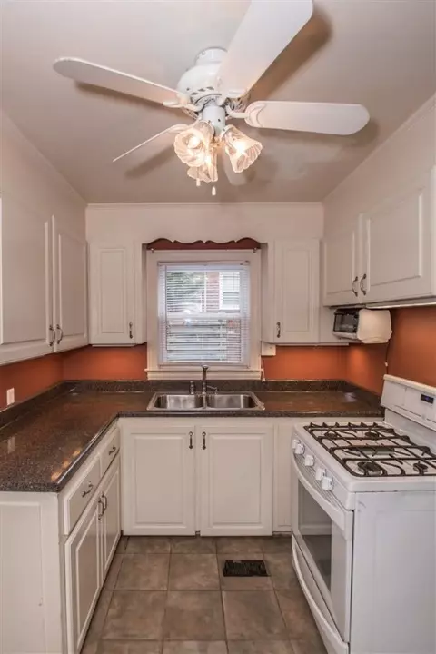 204 Grace Ave, Easley, SC 29640 photo 12