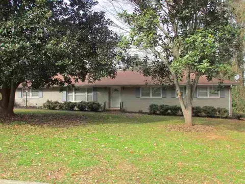 2009 Sheldon Dr, Anderson, SC 29621 photo 1