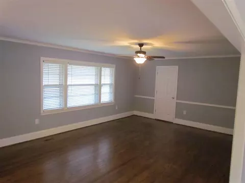 2009 Sheldon Dr, Anderson, SC 29621 photo 3