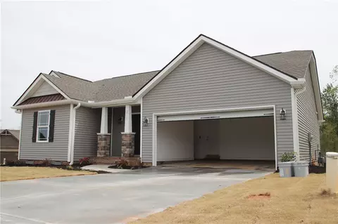 210 N Stonegate Dr, Seneca, SC 29678 photo 6