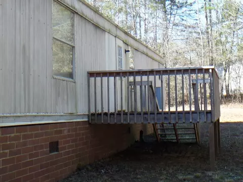 229 Forest Ln, Starr, SC 29684 photo 2