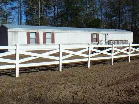 229 Forest Ln, Starr, SC 29684 photo 10