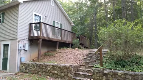533 Mill St, Williamston, SC 29697 photo 2