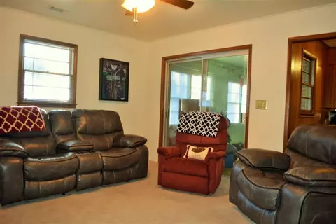 105 Pineview Dr, Liberty, SC 29657 photo 11