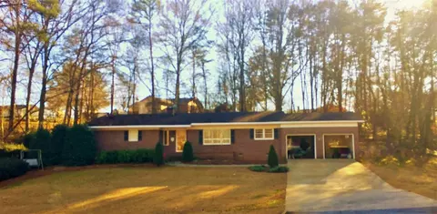 105 Pineview Dr, Liberty, SC 29657 photo 1