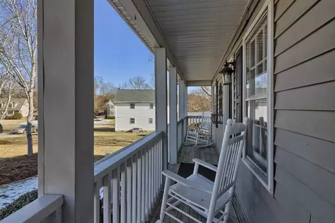 105 Michael Ct, Easley, SC 29642 photo 2