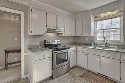 105 Michael Ct, Easley, SC 29642 photo 7