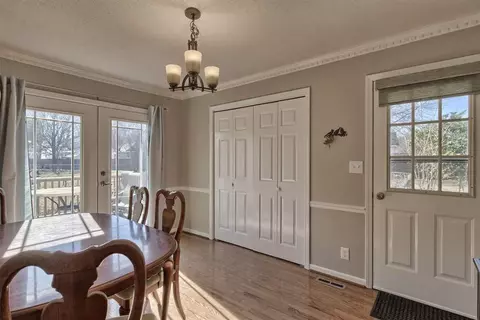 105 Michael Ct, Easley, SC 29642 photo 10