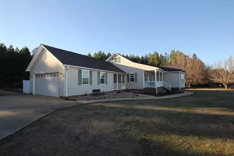 113 Stone Dr, Pelzer, SC 29669 photo 2