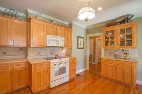 103 W Greer St, Honea Path, SC 29654 photo 10