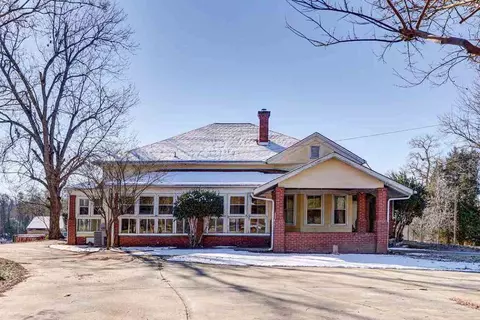 271 Old River Rd, Pelzer, SC 29669 photo 1