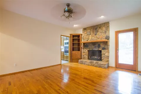 1336 Moorehead Pl, Pendleton, SC 29670 photo 4