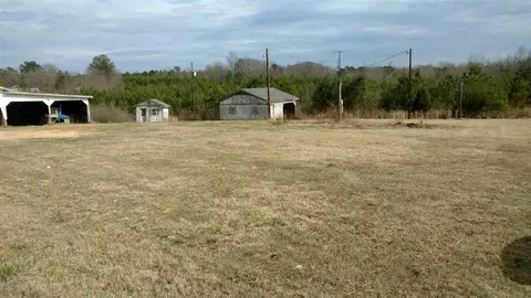 201 Shaw Rd, Honea Path, SC 29654 photo 3