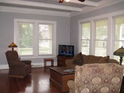 717 E Calhoun St, Anderson, SC 29621 photo 3