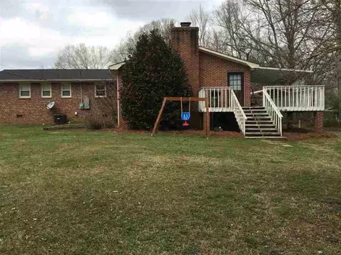 3 Roberts St, Honea Path, SC 29654 photo 3